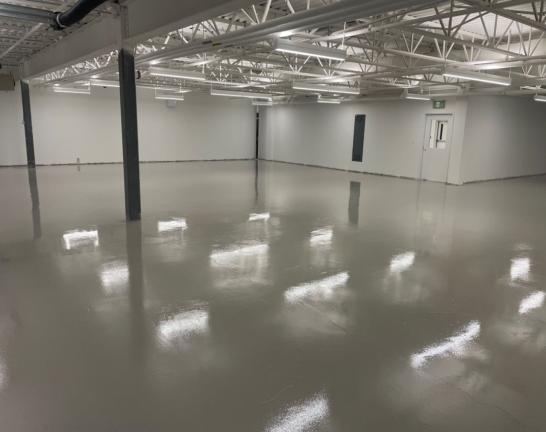 Gray epoxy flooring in a commercial building in Etobicoke