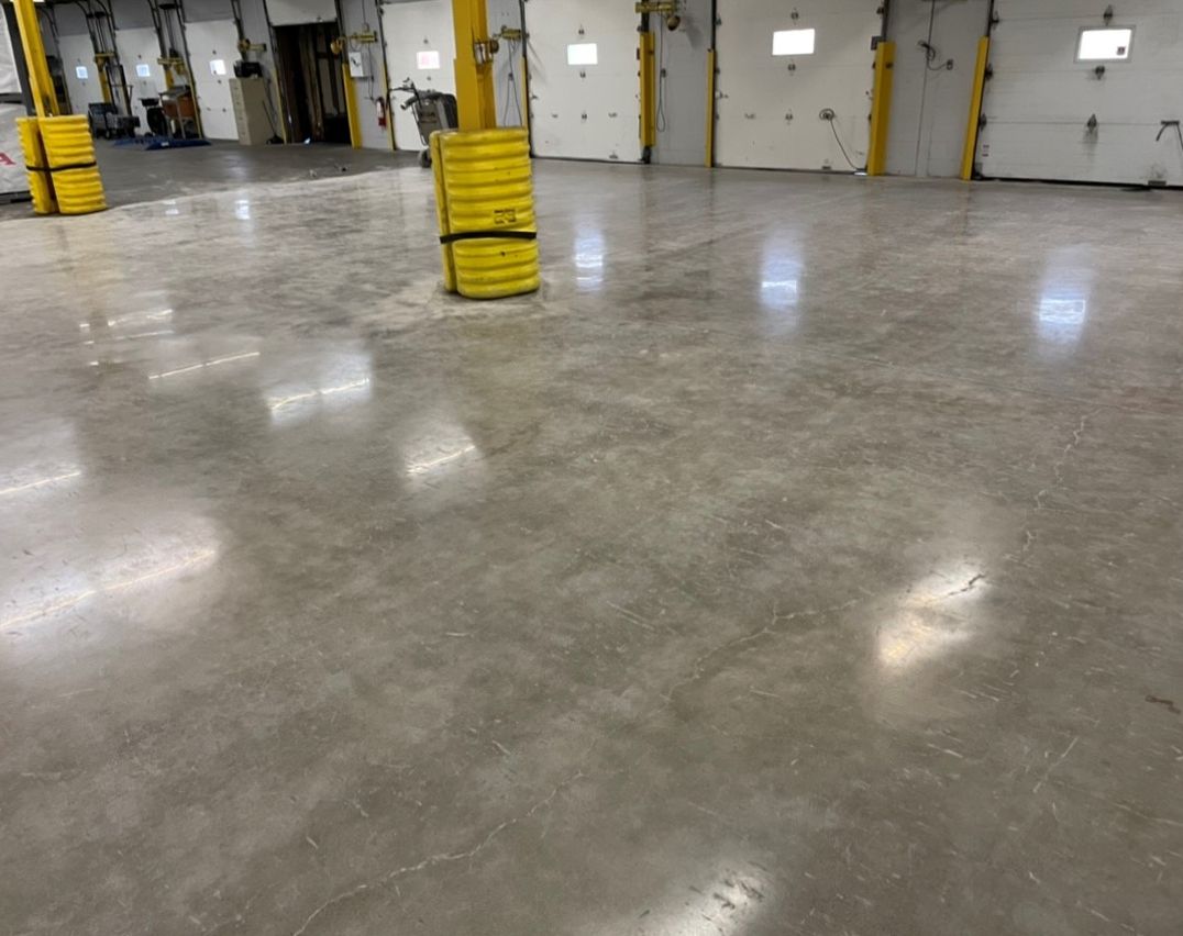 Concrete polished floors in automative workshop